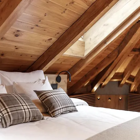 Schuster Boarding House Hotel 3*